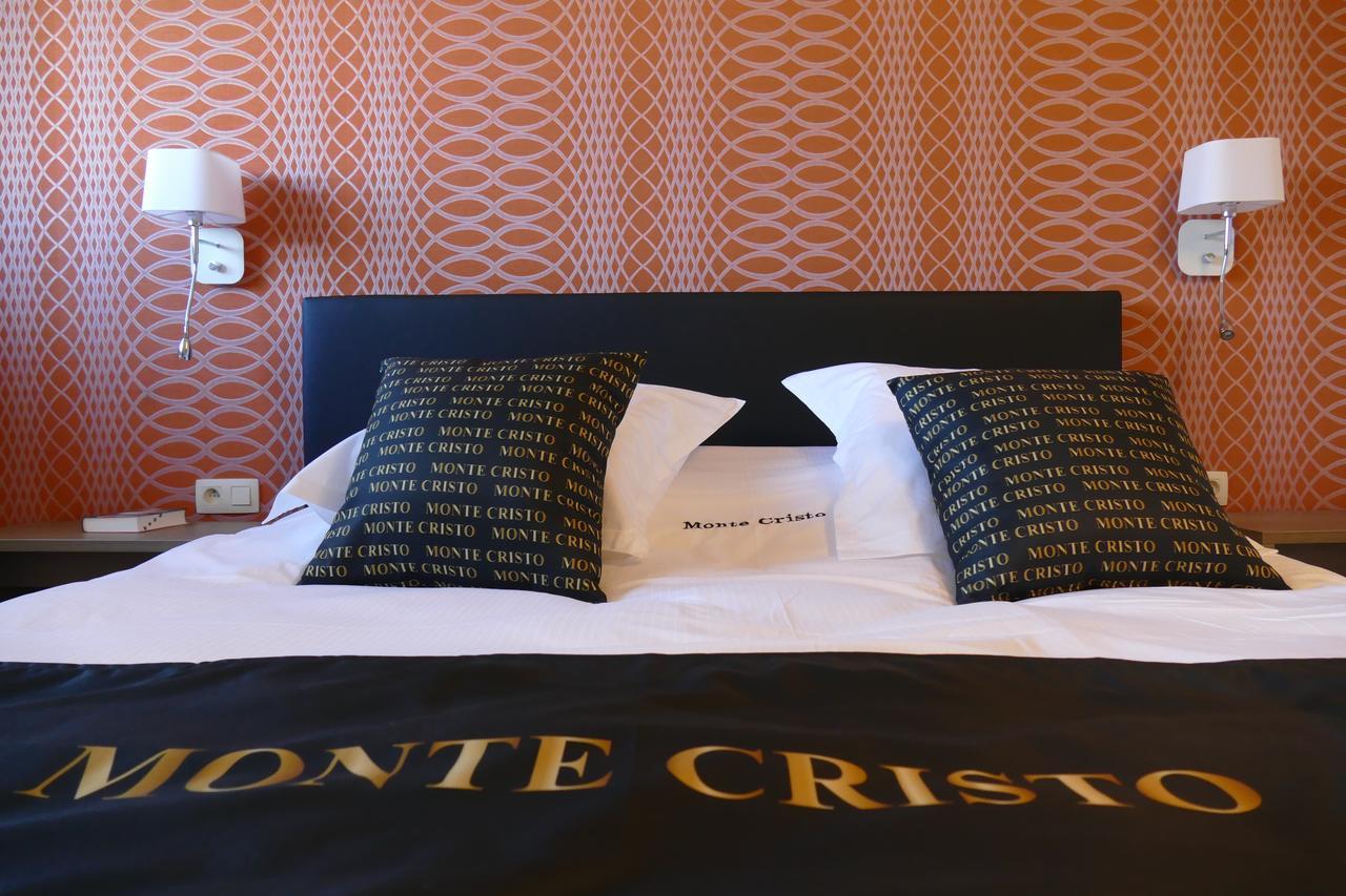 Hotel Monte Cristo Hoeselt Esterno foto