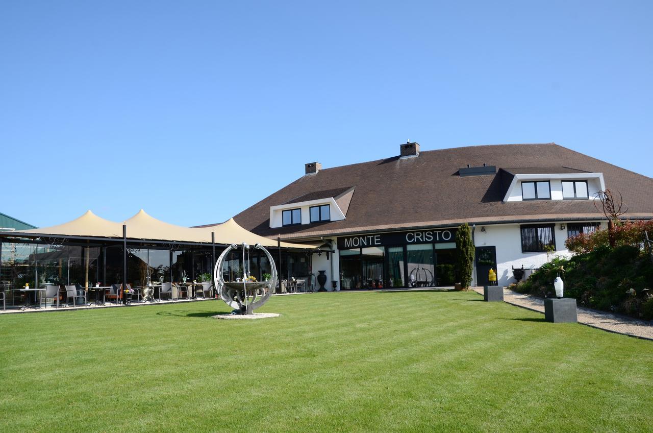 Hotel Monte Cristo Hoeselt Esterno foto